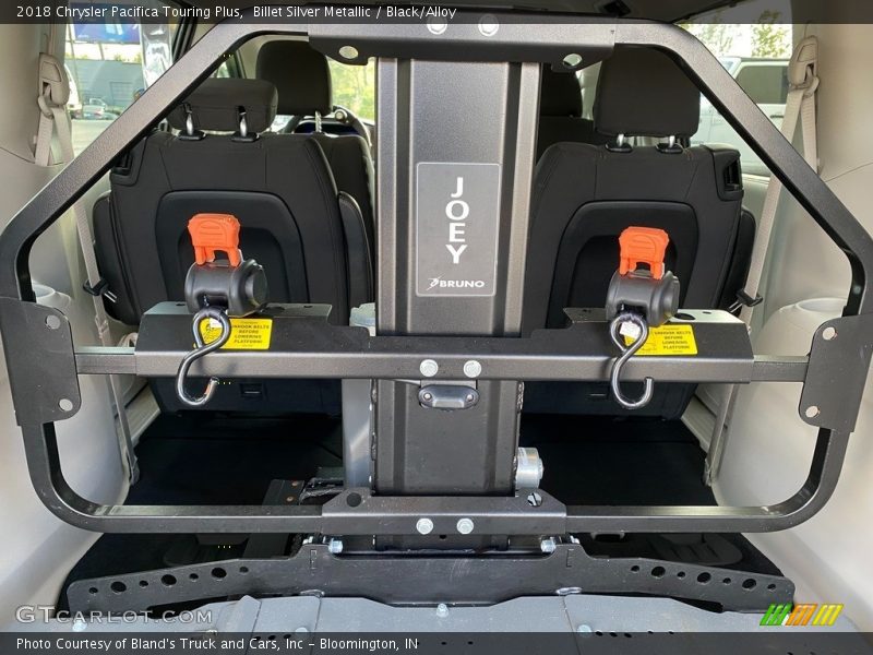 Billet Silver Metallic / Black/Alloy 2018 Chrysler Pacifica Touring Plus