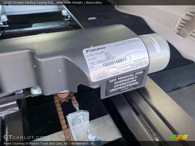 Billet Silver Metallic / Black/Alloy 2018 Chrysler Pacifica Touring Plus