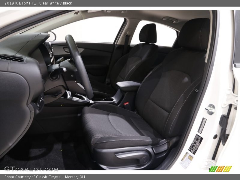 Clear White / Black 2019 Kia Forte FE