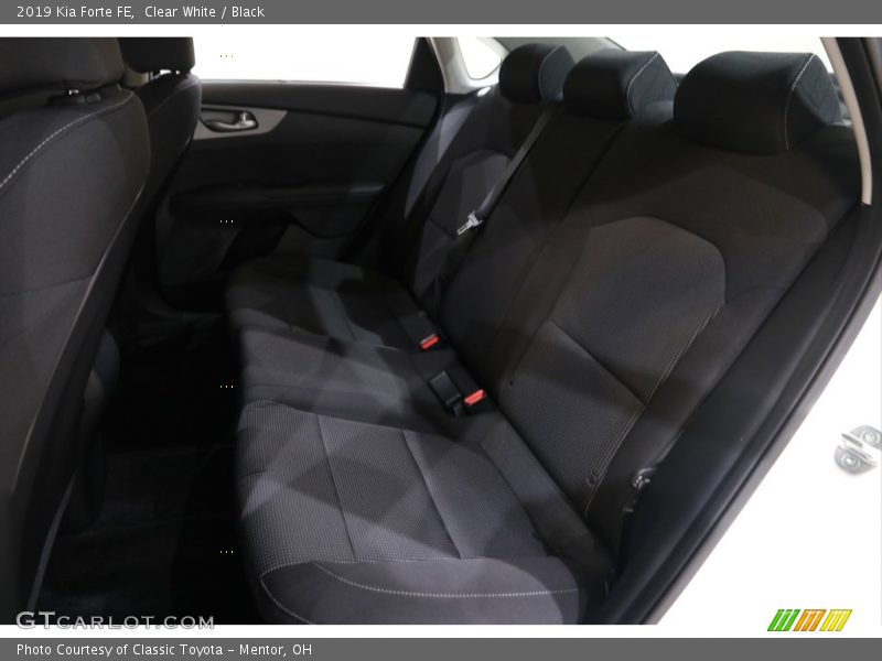 Clear White / Black 2019 Kia Forte FE