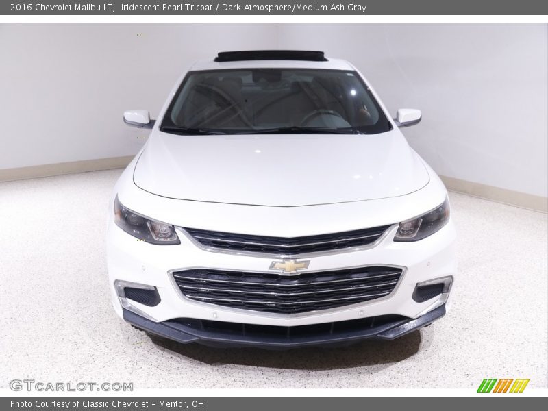 Iridescent Pearl Tricoat / Dark Atmosphere/Medium Ash Gray 2016 Chevrolet Malibu LT