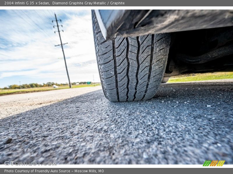 Diamond Graphite Gray Metallic / Graphite 2004 Infiniti G 35 x Sedan