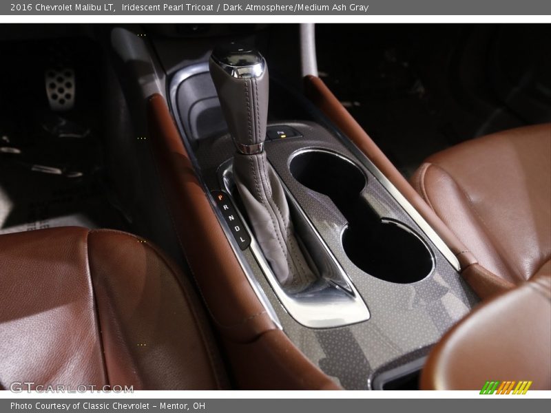 Iridescent Pearl Tricoat / Dark Atmosphere/Medium Ash Gray 2016 Chevrolet Malibu LT