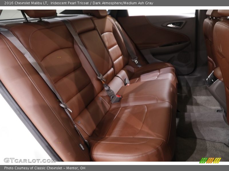 Iridescent Pearl Tricoat / Dark Atmosphere/Medium Ash Gray 2016 Chevrolet Malibu LT