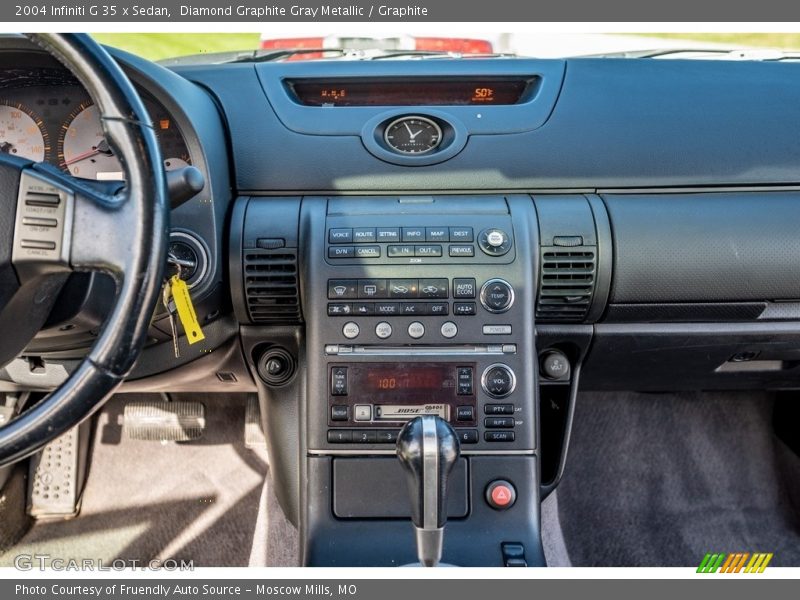 Diamond Graphite Gray Metallic / Graphite 2004 Infiniti G 35 x Sedan
