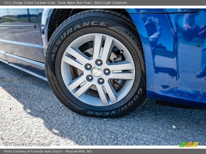 Deep Water Blue Pearl / Black/Light Graystone 2011 Dodge Grand Caravan Crew