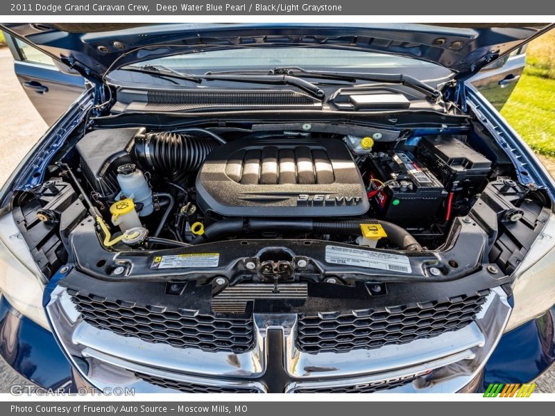 Deep Water Blue Pearl / Black/Light Graystone 2011 Dodge Grand Caravan Crew