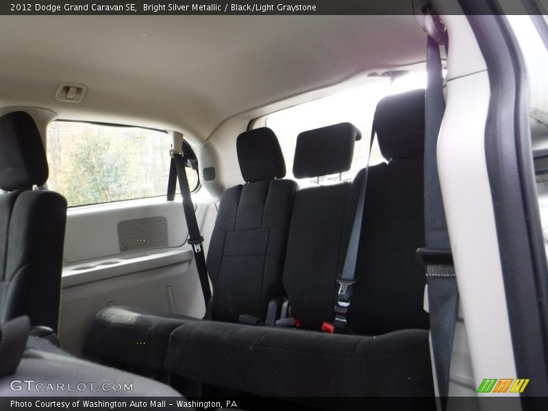 Bright Silver Metallic / Black/Light Graystone 2012 Dodge Grand Caravan SE