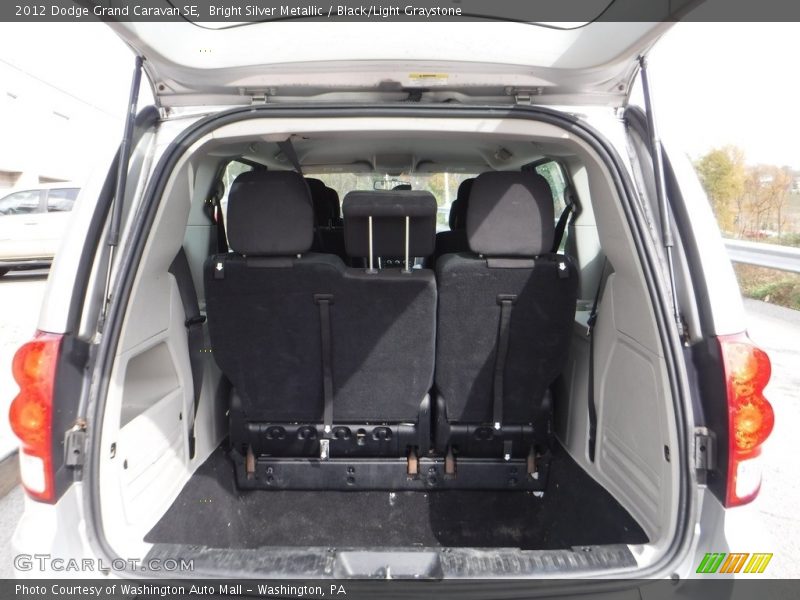 Bright Silver Metallic / Black/Light Graystone 2012 Dodge Grand Caravan SE