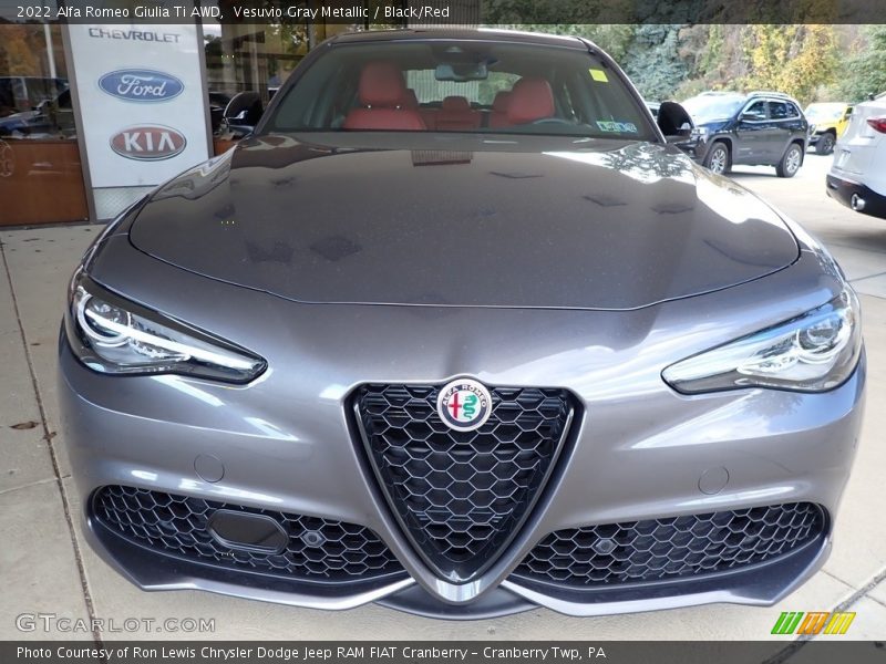 Vesuvio Gray Metallic / Black/Red 2022 Alfa Romeo Giulia Ti AWD