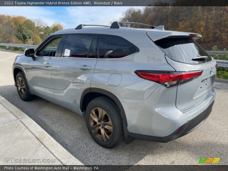  2022 Highlander Hybrid Bronze Edition AWD Moondust