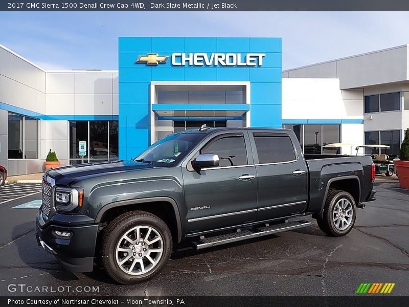 Front 3/4 View of 2017 Sierra 1500 Denali Crew Cab 4WD