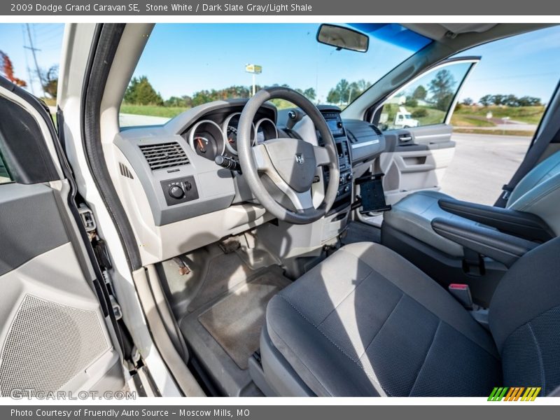 Stone White / Dark Slate Gray/Light Shale 2009 Dodge Grand Caravan SE