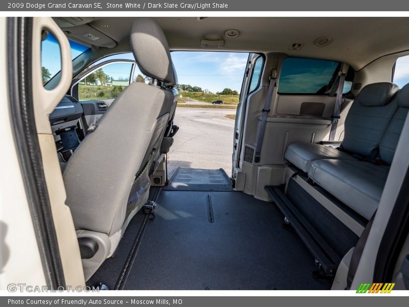Stone White / Dark Slate Gray/Light Shale 2009 Dodge Grand Caravan SE