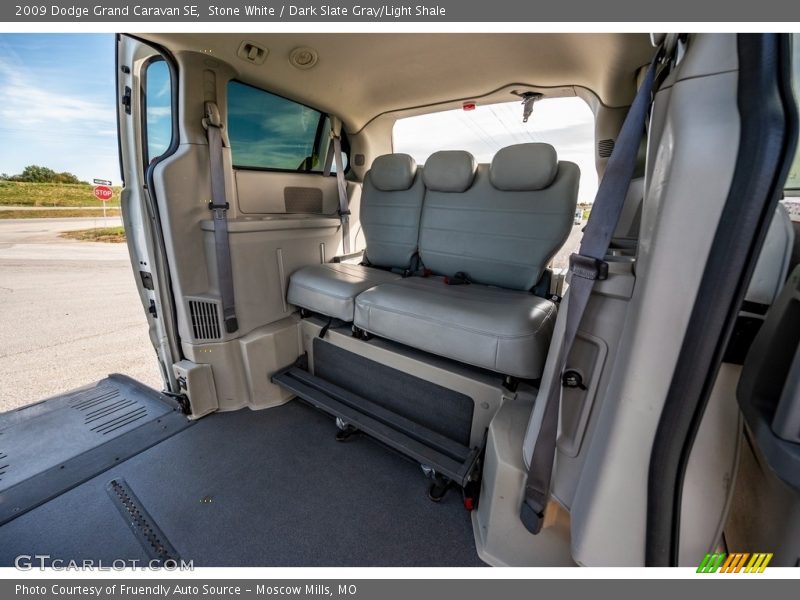 Stone White / Dark Slate Gray/Light Shale 2009 Dodge Grand Caravan SE