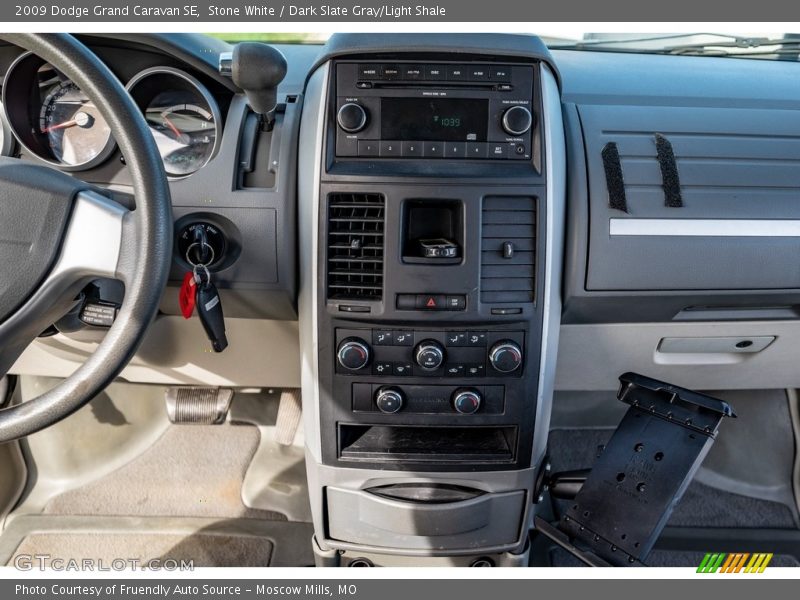 Stone White / Dark Slate Gray/Light Shale 2009 Dodge Grand Caravan SE