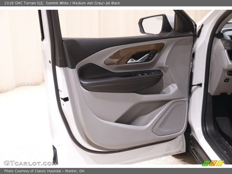 Summit White / Medium Ash Gray/­Jet Black 2018 GMC Terrain SLE