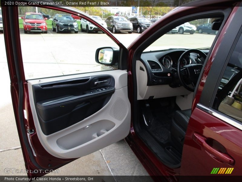 Octane Red Pearl / Black 2020 Dodge Grand Caravan SXT
