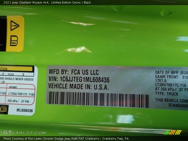 Limited Edition Gecko / Black 2021 Jeep Gladiator Mojave 4x4