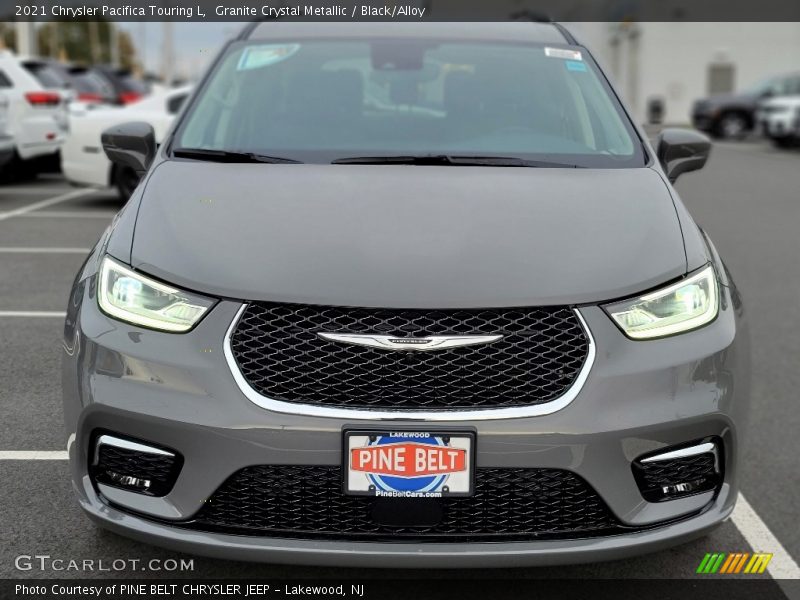 Granite Crystal Metallic / Black/Alloy 2021 Chrysler Pacifica Touring L