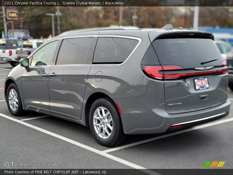 Granite Crystal Metallic / Black/Alloy 2021 Chrysler Pacifica Touring L