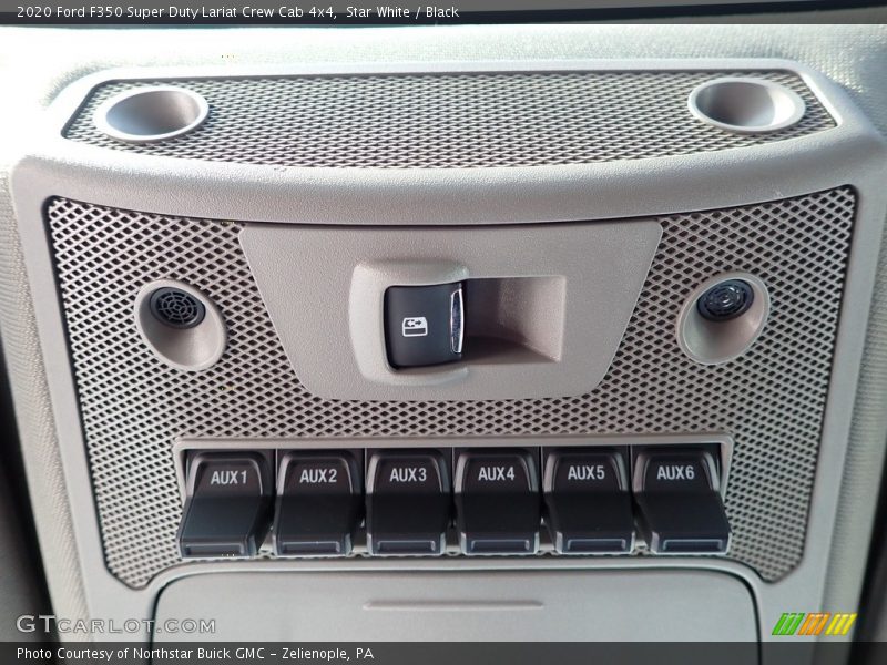 Star White / Black 2020 Ford F350 Super Duty Lariat Crew Cab 4x4