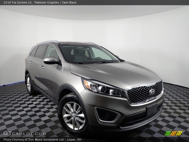 Platinum Graphite / Satin Black 2016 Kia Sorento LX
