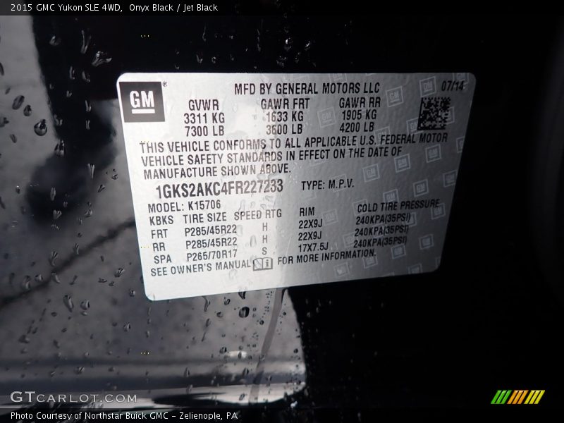 Onyx Black / Jet Black 2015 GMC Yukon SLE 4WD