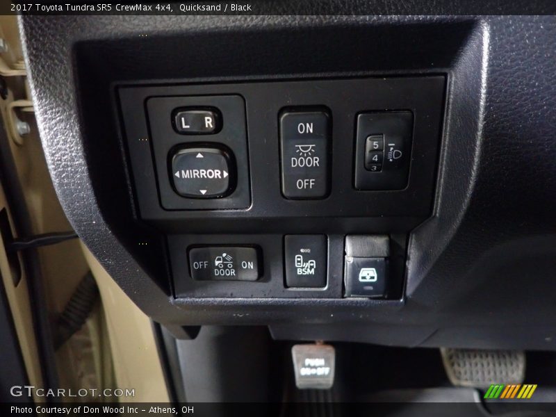 Quicksand / Black 2017 Toyota Tundra SR5 CrewMax 4x4