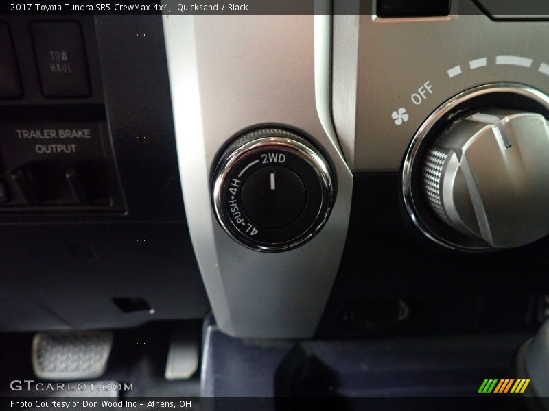 Quicksand / Black 2017 Toyota Tundra SR5 CrewMax 4x4