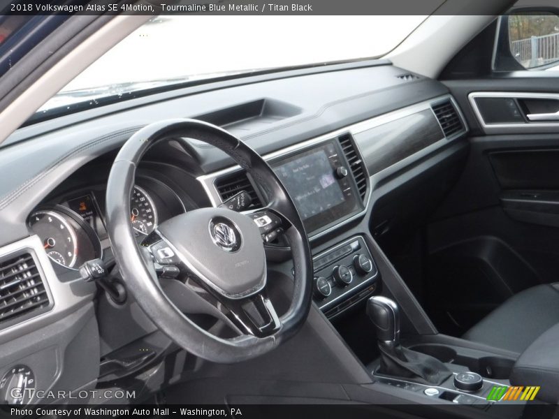 Tourmaline Blue Metallic / Titan Black 2018 Volkswagen Atlas SE 4Motion