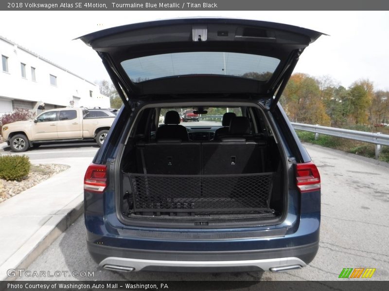 Tourmaline Blue Metallic / Titan Black 2018 Volkswagen Atlas SE 4Motion