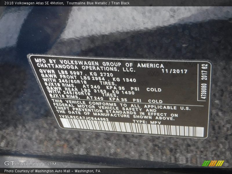 Tourmaline Blue Metallic / Titan Black 2018 Volkswagen Atlas SE 4Motion