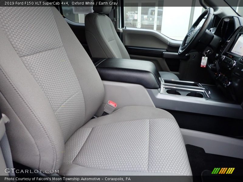 Oxford White / Earth Gray 2019 Ford F150 XLT SuperCab 4x4