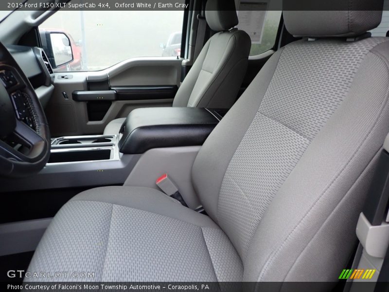 Oxford White / Earth Gray 2019 Ford F150 XLT SuperCab 4x4