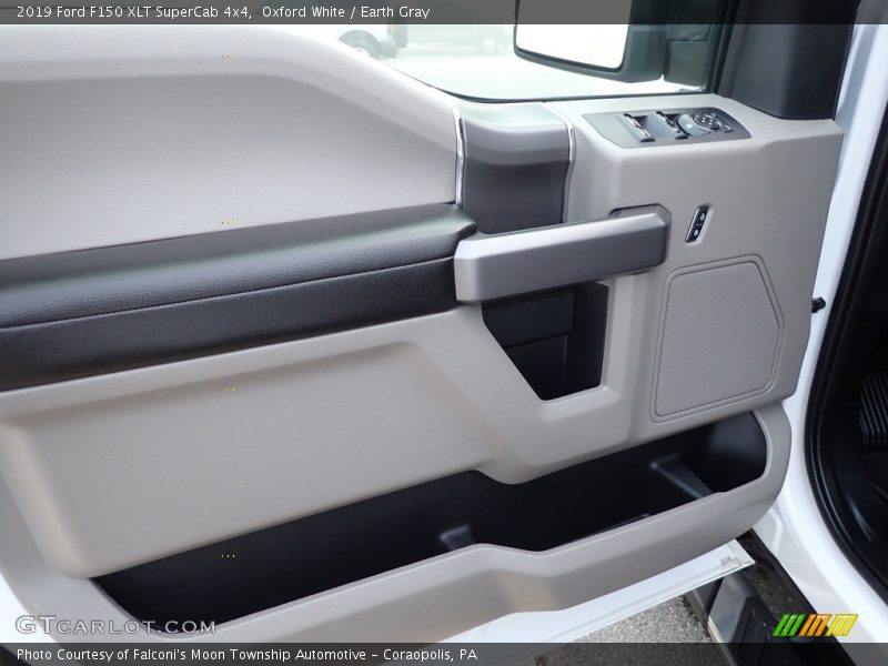 Oxford White / Earth Gray 2019 Ford F150 XLT SuperCab 4x4