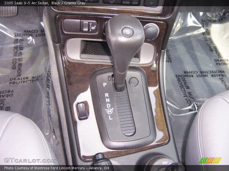 Black / Granite Gray 2005 Saab 9-5 Arc Sedan