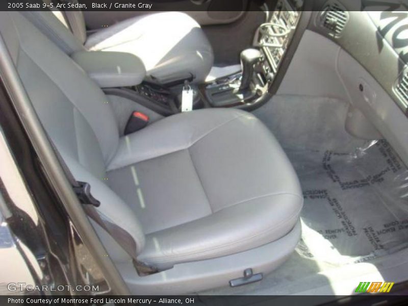 Black / Granite Gray 2005 Saab 9-5 Arc Sedan