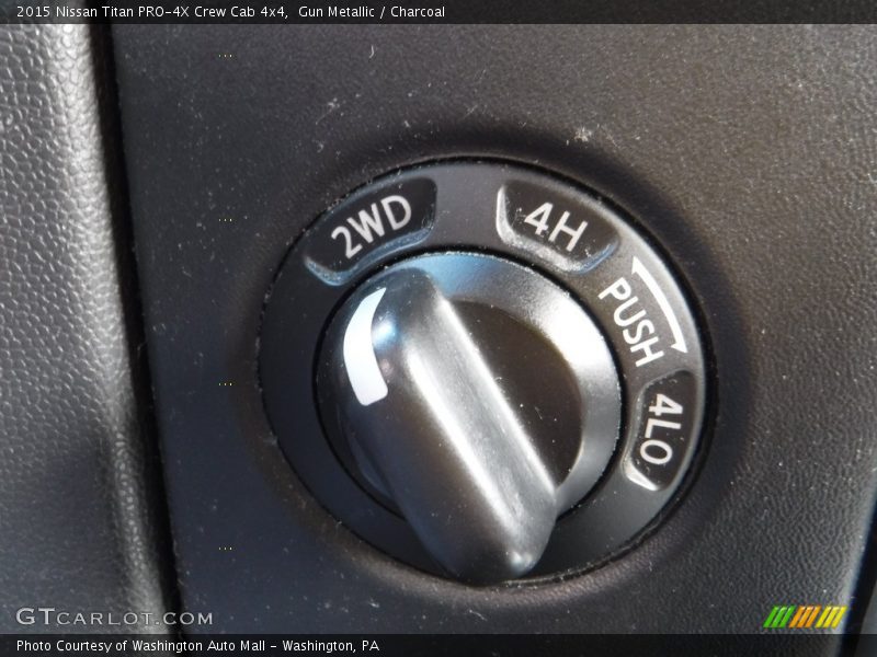 Gun Metallic / Charcoal 2015 Nissan Titan PRO-4X Crew Cab 4x4