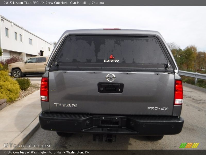 Gun Metallic / Charcoal 2015 Nissan Titan PRO-4X Crew Cab 4x4