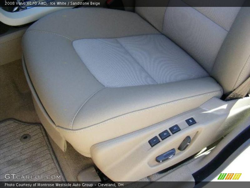Ice White / Sandstone Beige 2008 Volvo XC70 AWD