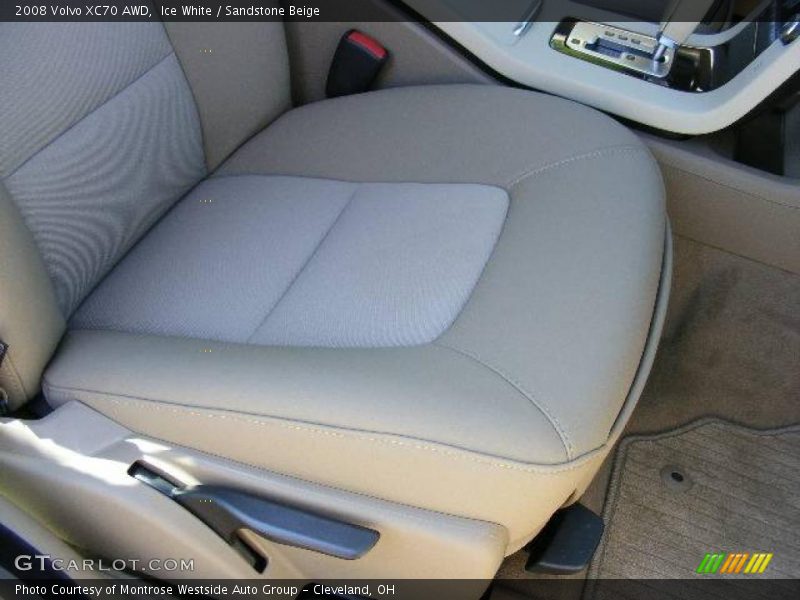 Ice White / Sandstone Beige 2008 Volvo XC70 AWD