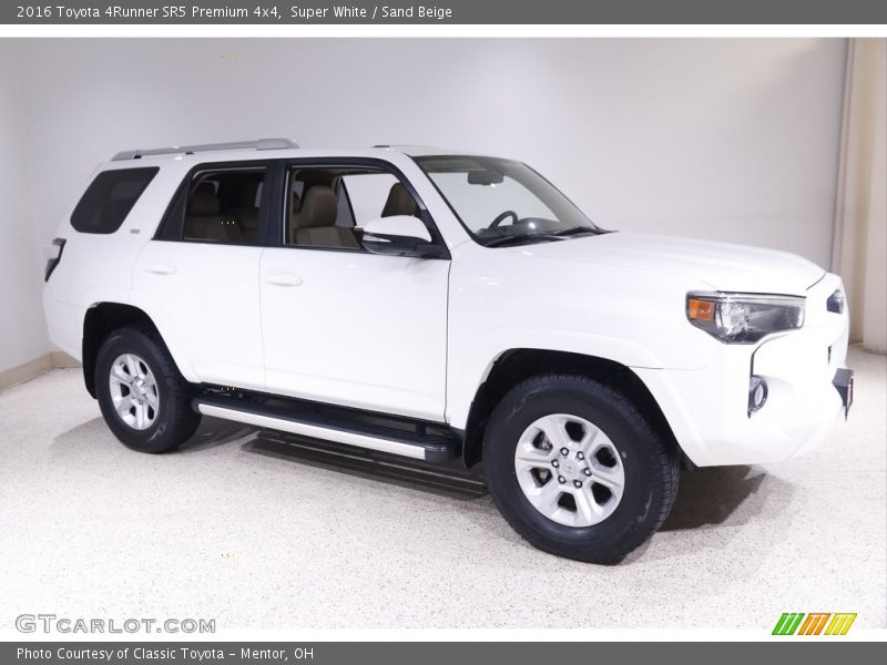 Super White / Sand Beige 2016 Toyota 4Runner SR5 Premium 4x4