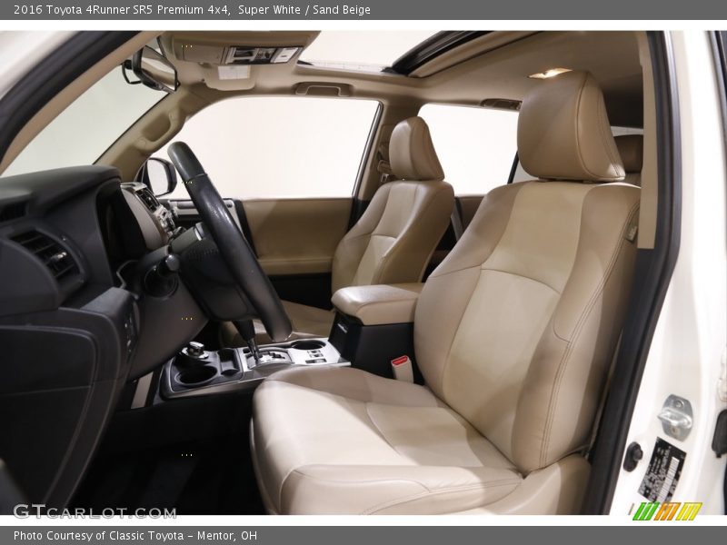 Super White / Sand Beige 2016 Toyota 4Runner SR5 Premium 4x4