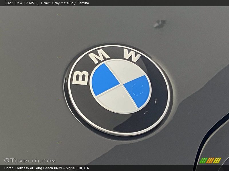 Dravit Gray Metallic / Tartufo 2022 BMW X7 M50i