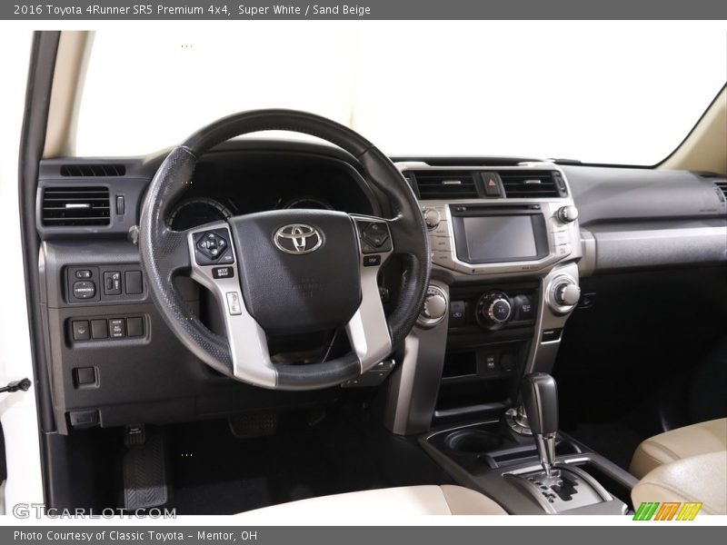 Super White / Sand Beige 2016 Toyota 4Runner SR5 Premium 4x4