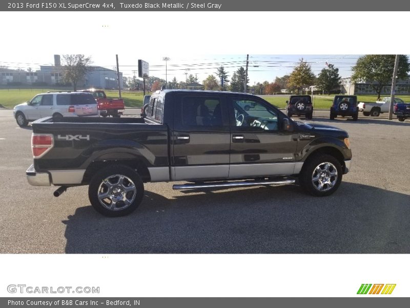 Tuxedo Black Metallic / Steel Gray 2013 Ford F150 XL SuperCrew 4x4
