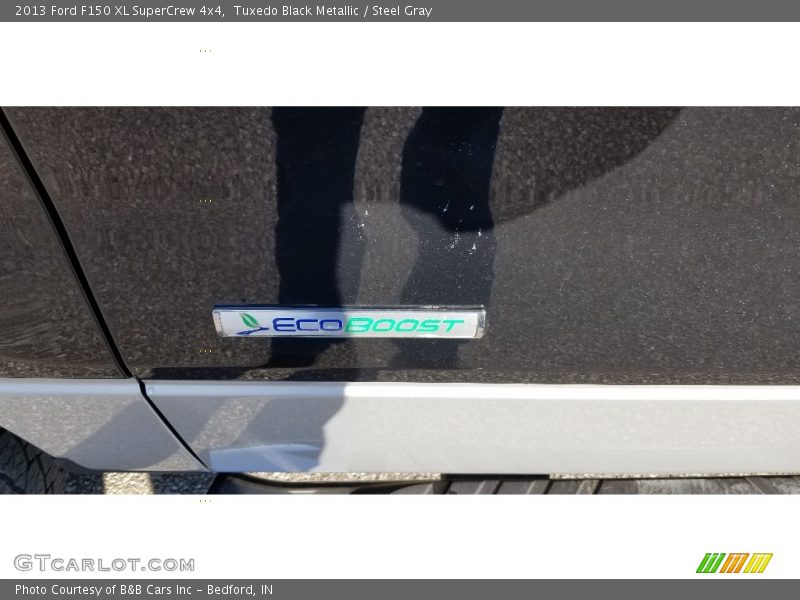 Tuxedo Black Metallic / Steel Gray 2013 Ford F150 XL SuperCrew 4x4