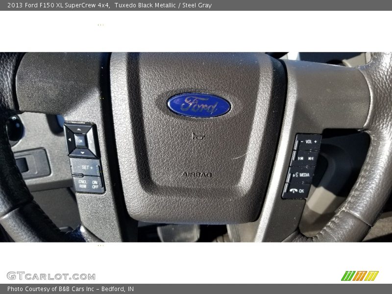 Tuxedo Black Metallic / Steel Gray 2013 Ford F150 XL SuperCrew 4x4