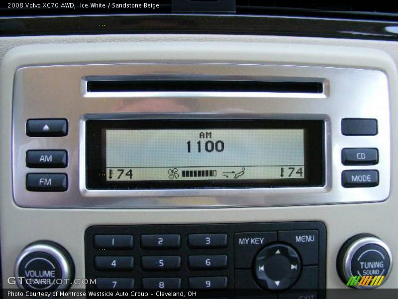 Ice White / Sandstone Beige 2008 Volvo XC70 AWD